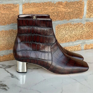 Nanushka Clarence Croc Effect Leather Ankle
Boots size 40/9.5